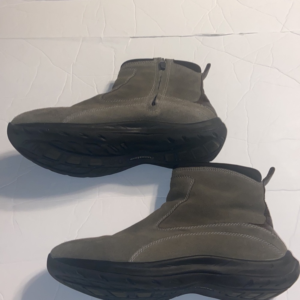 Lands End boots size 10B